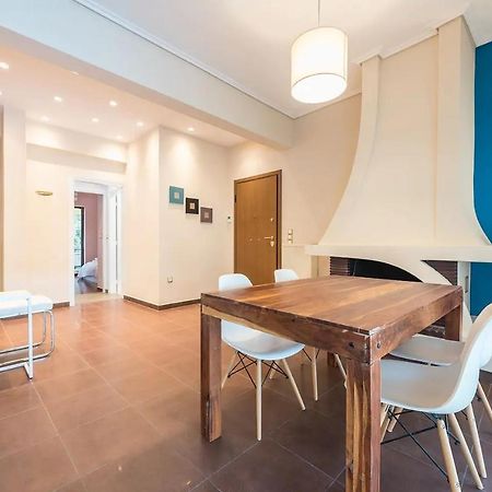Glyfada Glass-Walled Designed Apt Atenas Exterior foto