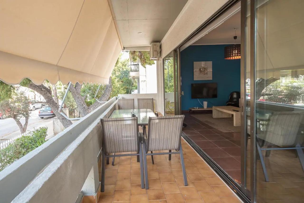 Glyfada Glass-Walled Designed Apt Atenas Exterior foto