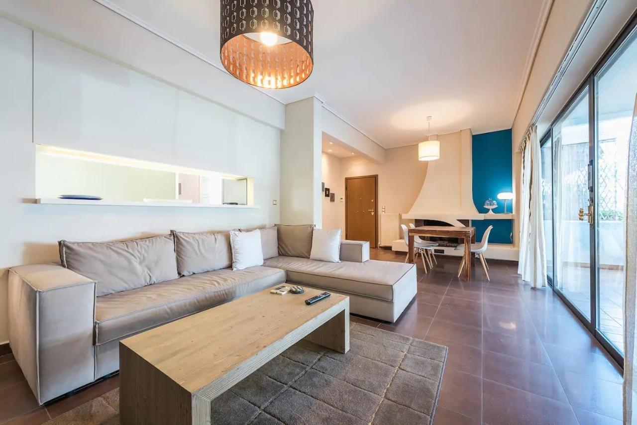 Glyfada Glass-Walled Designed Apt Atenas Exterior foto